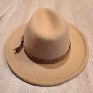 Camel Colored Felt Hat Vintage Inspired w/ Leather Band